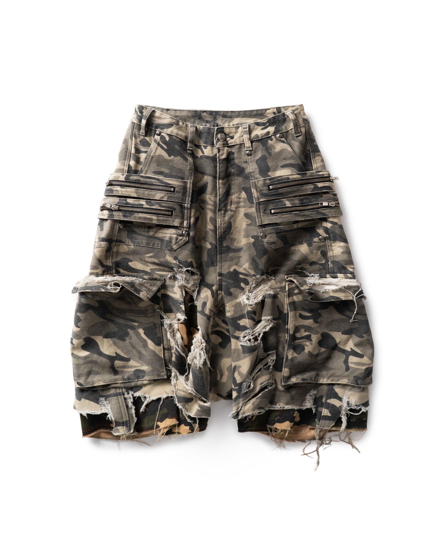 VL DISTRESSED CAMO JORTS
